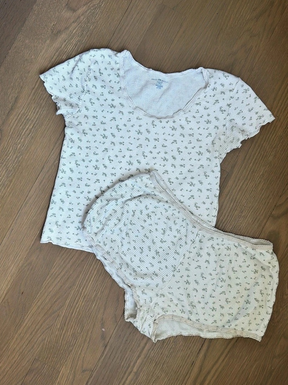 Brandy Melville Floral Lounge Set, Pajama Set
